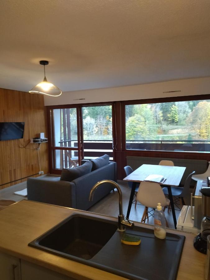 Joli studio avec Piscine et tennis - Résidence Le Lacuzon Les Rousses Exterior foto